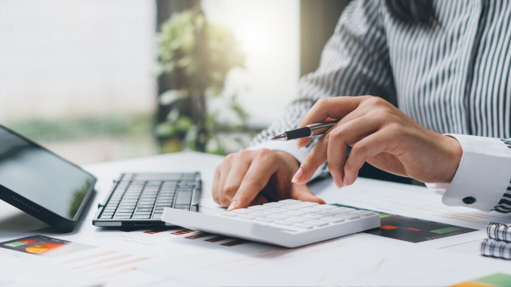 フラット35は自営業でも通る？審査ポイントと通過率を上げるコツを紹介のアイキャッチ