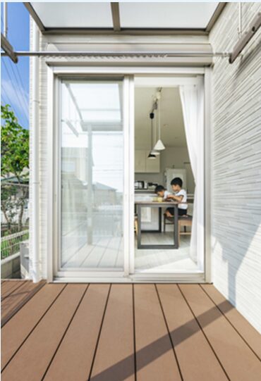 ウッドデッキ―“ちょっとラク”が、毎日を変える